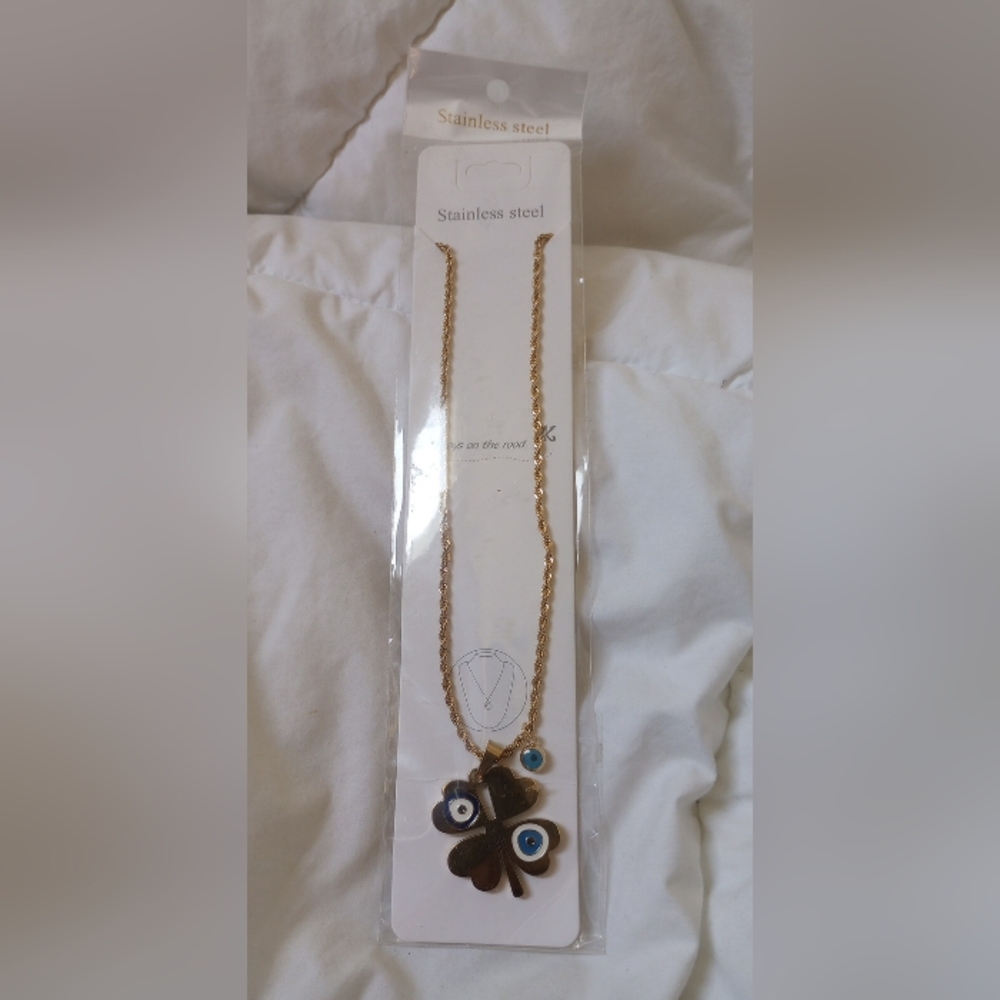NWT Fashion Gold-Plated Stainless Steel Blue Necklace - Picture 2 of 3